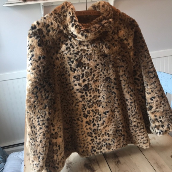 Free People Jackets & Blazers - Free People Faux Leopard Coat